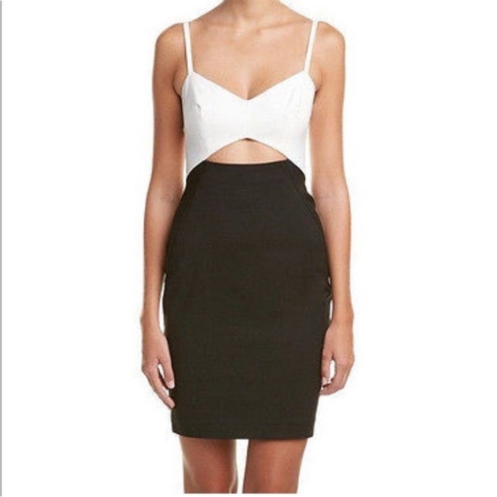 French Connection Black and White Dress peep hole in stomach area NWOT size XS